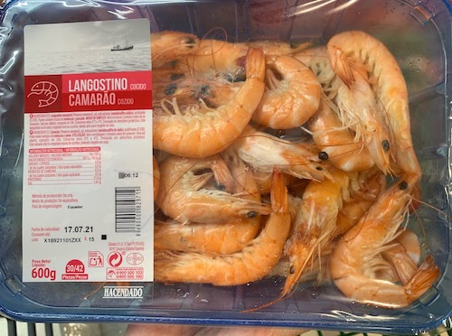 A package of camarão - shrimp