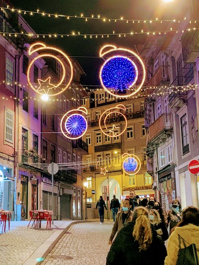 Lights on a side street off Rua das Flores in Porto.