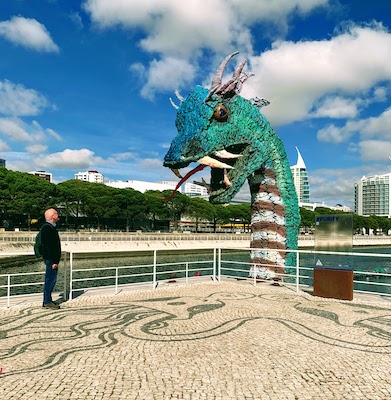 The "guard" at the Oceanário de Lisboa