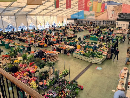 The produce area at the Vila Mercado in Cascais.
