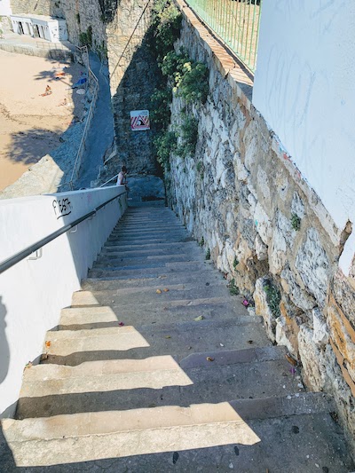 Steps leading to Praia da Azarujinha