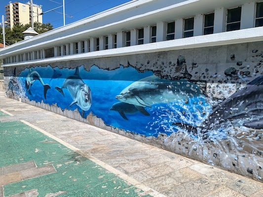 A wall mural near Praia da Rata