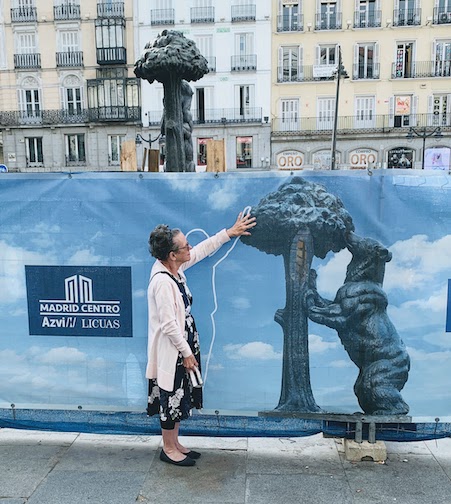 Mary and the bear at the Puerta del Sol in Madrid.