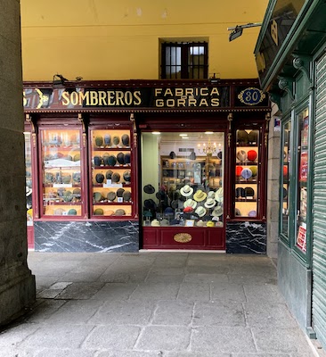 A sombrero shop in Plaza Mayor