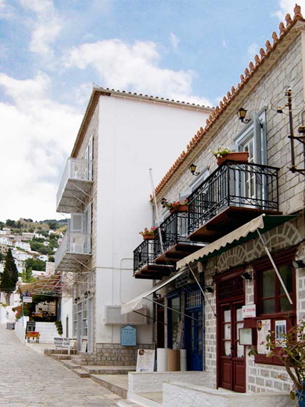 Korali Guest House The Korali Guest House in Hydra Town.