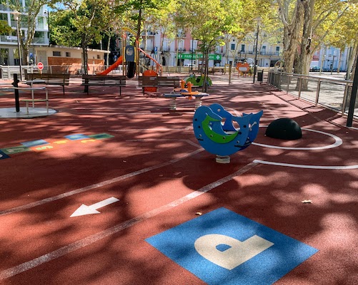 The playground at Campo Pequeno.