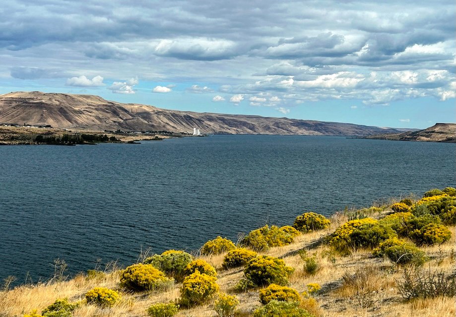 Looking across the Columbia River to Washington from near Arlington, Oregon.